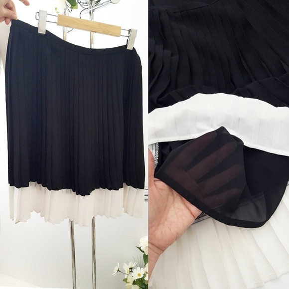 Laura🎀BW Pleated Chiffon Midi Skirt - Picture 3 of 9